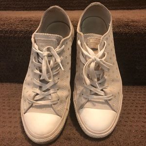 Leather Converse Size 10 Women’s